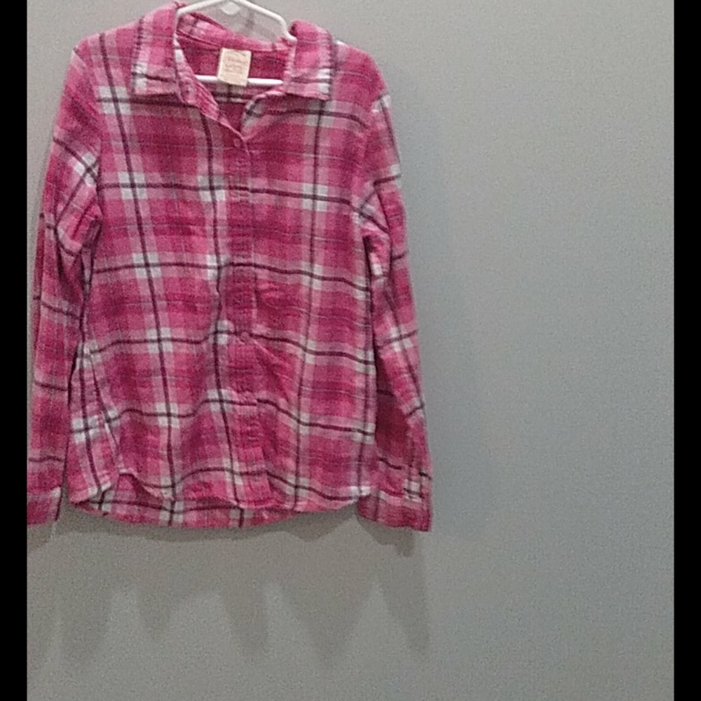 Pink shirt with buttons